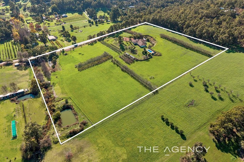 Photo - 10 Walnut Road, Bickley WA 6076 - Image 7