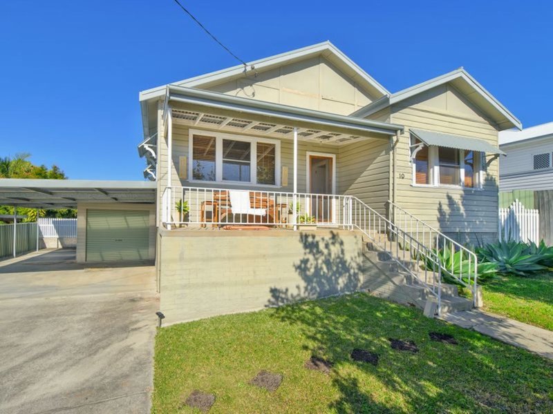 Photo - 10 Waratah Street, Port Macquarie NSW 2444 - Image 2