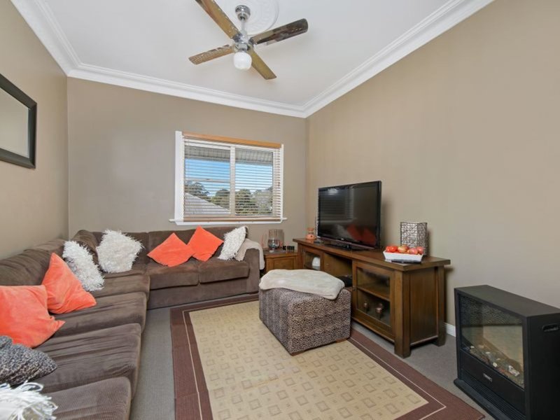 Photo - 10 Waratah Street, Port Macquarie NSW 2444 - Image 2