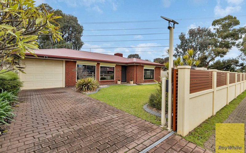 Photo - 10 Warming Street, Parafield Gardens SA 5107 - Image 3