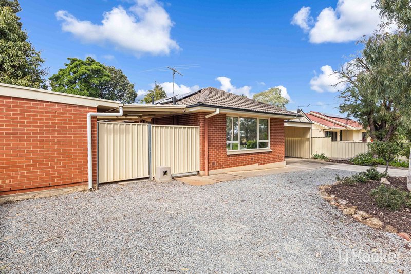 Photo - 10 Warminster Road, Elizabeth Park SA 5113 - Image 3