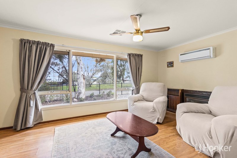 Photo - 10 Warminster Road, Elizabeth Park SA 5113 - Image 4