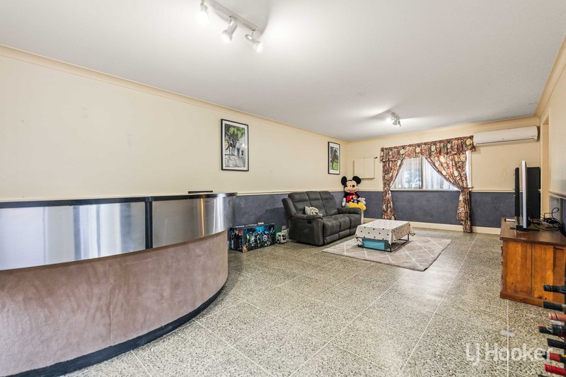 Photo - 10 Warminster Road, Elizabeth Park SA 5113 - Image 16