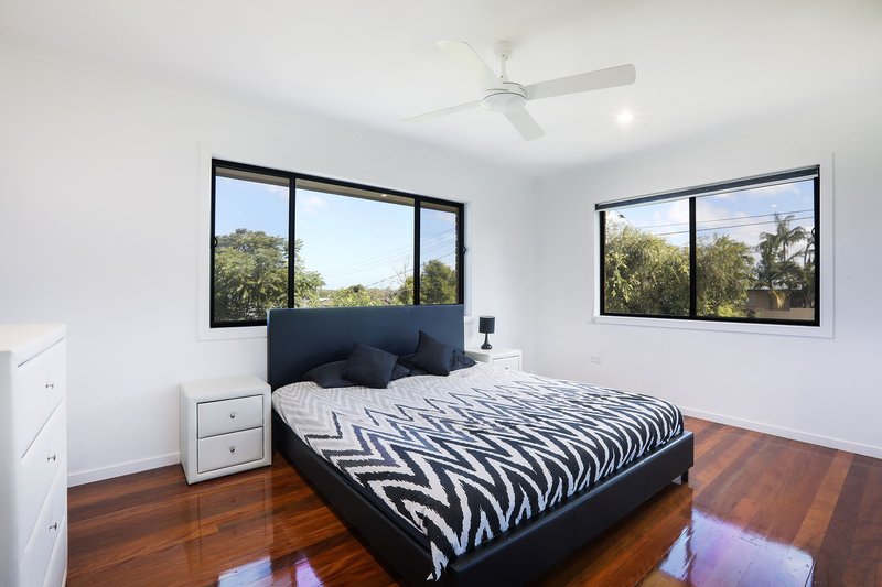 Photo - 10 Warrener Steet , Nerang QLD 4211 - Image 8