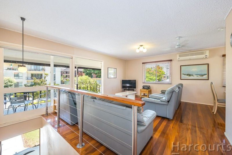 Photo - 10 Warrigal St , Bellara QLD 4507 - Image 12