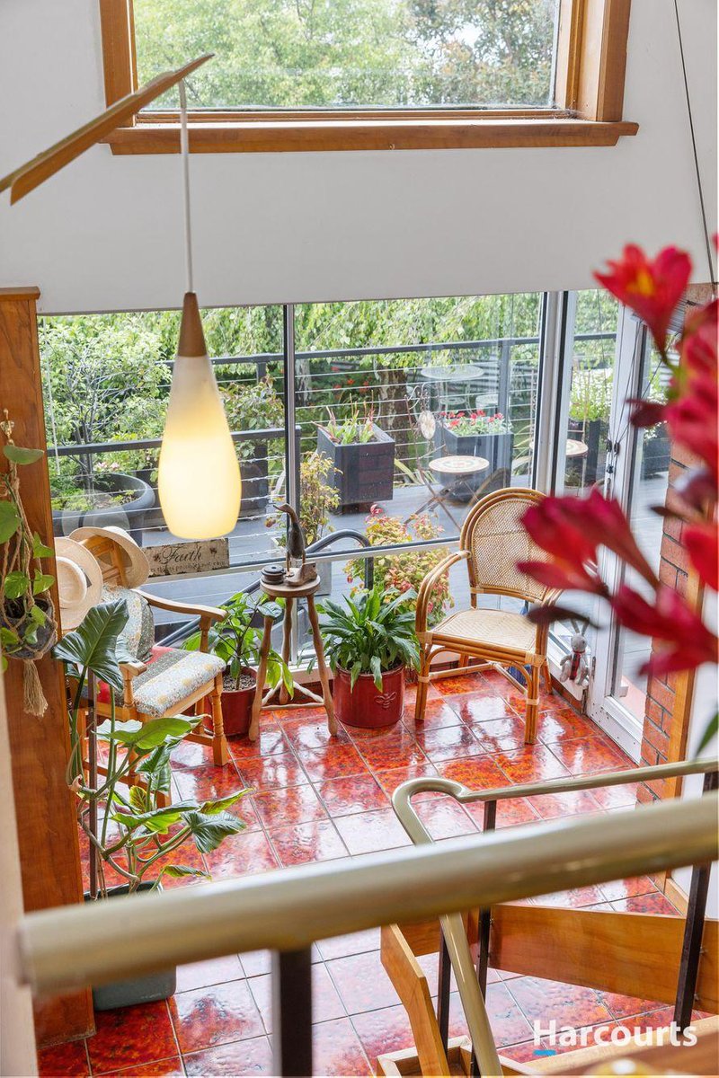 Photo - 10 Warruga Place, Devonport TAS 7310 - Image 5