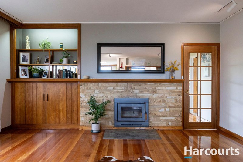 Photo - 10 Warruga Place, Devonport TAS 7310 - Image 11