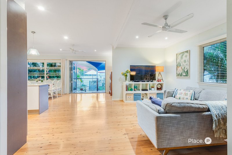 Photo - 10 Weaber Street, Clontarf QLD 4019 - Image 12