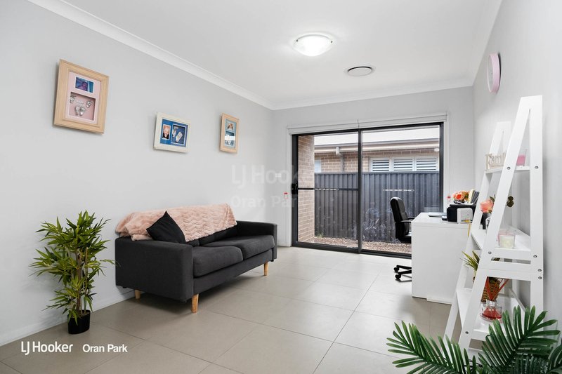 Photo - 10 Wear Street, Oran Park NSW 2570 - Image 5