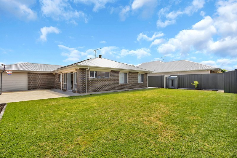 Photo - 10 Weidenbach Street, Nuriootpa SA 5355 - Image 3