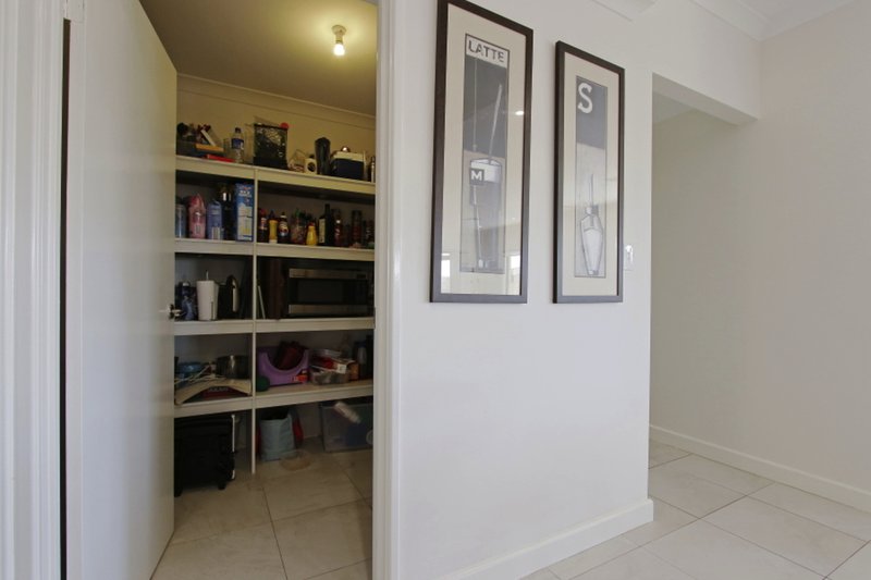 Photo - 10 Welford Promenade, Southern River WA 6110 - Image 12