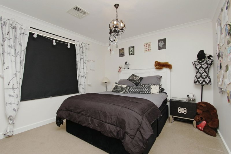 Photo - 10 Welford Promenade, Southern River WA 6110 - Image 24