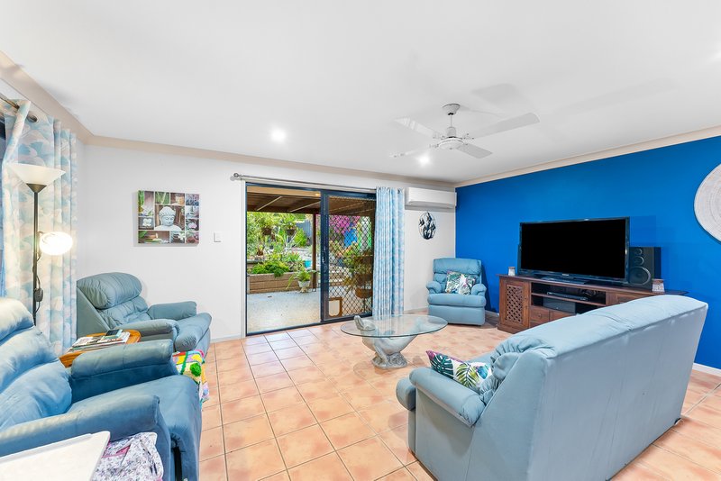 Photo - 10 Wenlock Court, Murrumba Downs QLD 4503 - Image 8