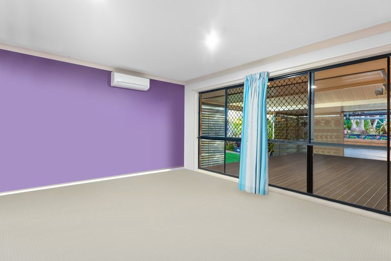 Photo - 10 Wenlock Court, Murrumba Downs QLD 4503 - Image 9