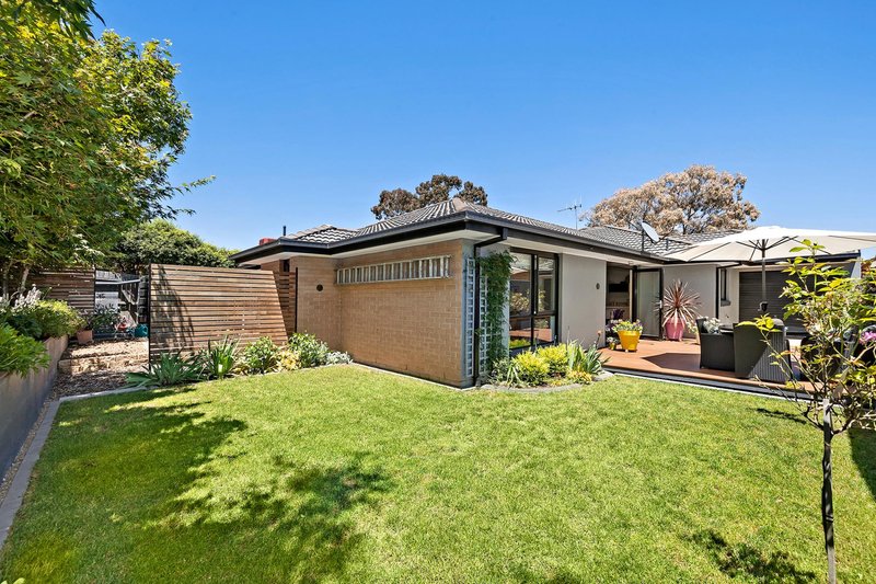 Photo - 10 Wenlock Street, Amaroo ACT 2914 - Image 17