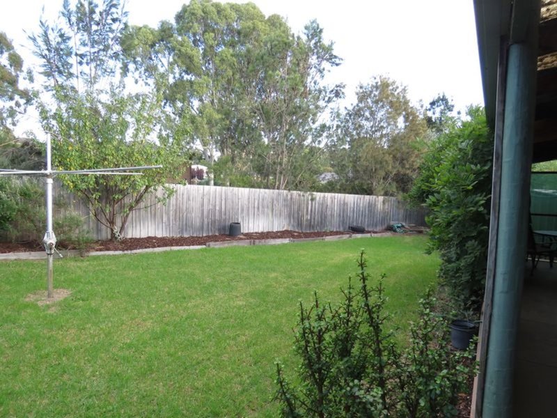 Photo - 10 White Court, Eagle Point VIC 3878 - Image 19