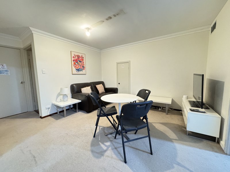 Photo - 10 Whitfeld Terrace ( Bottom ) , Winthrop WA 6150 - Image 5