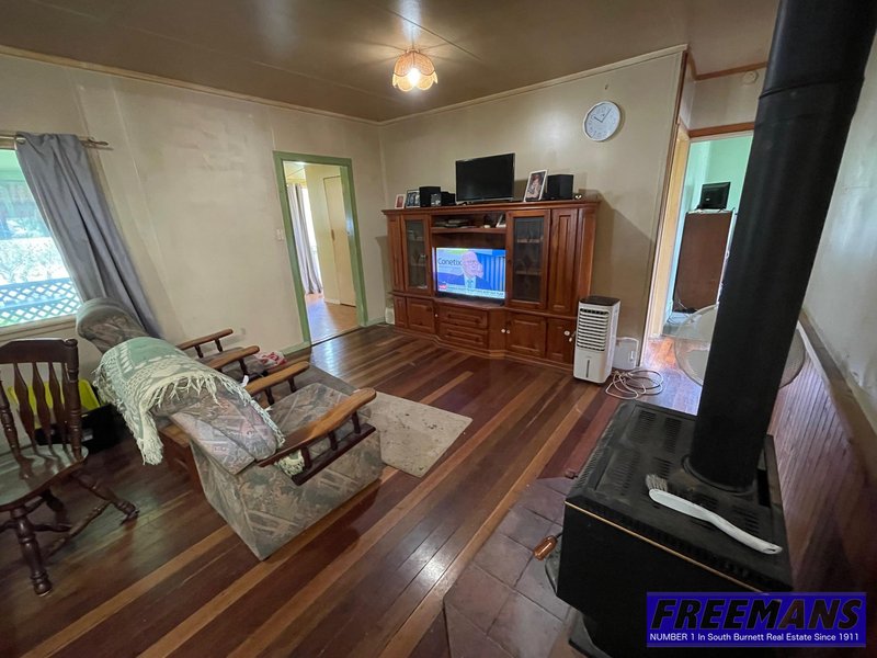 Photo - 10 Wickham Street, Nanango QLD 4615 - Image 6