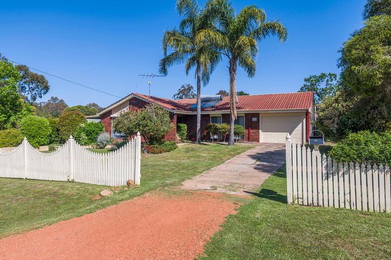 10 Willcox Street, Chidlow WA 6556