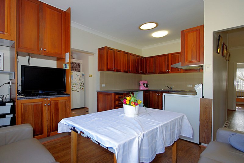 Photo - 10 Willett St , Yagoona NSW 2199 - Image 5