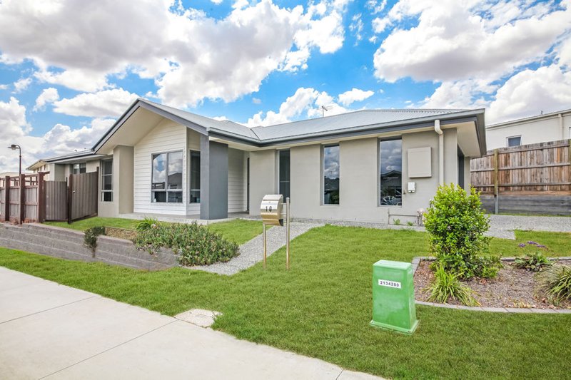 Photo - 10 William Bay Court, South Ripley QLD 4306 - Image 22