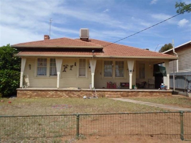 10 William St , Ouyen VIC 3490