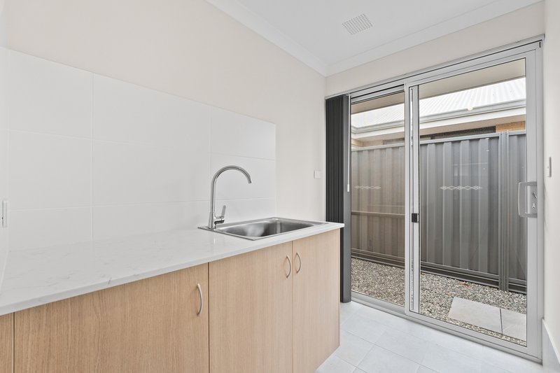 Photo - 10 Williamstown Drive, Baldivis WA 6171 - Image 20