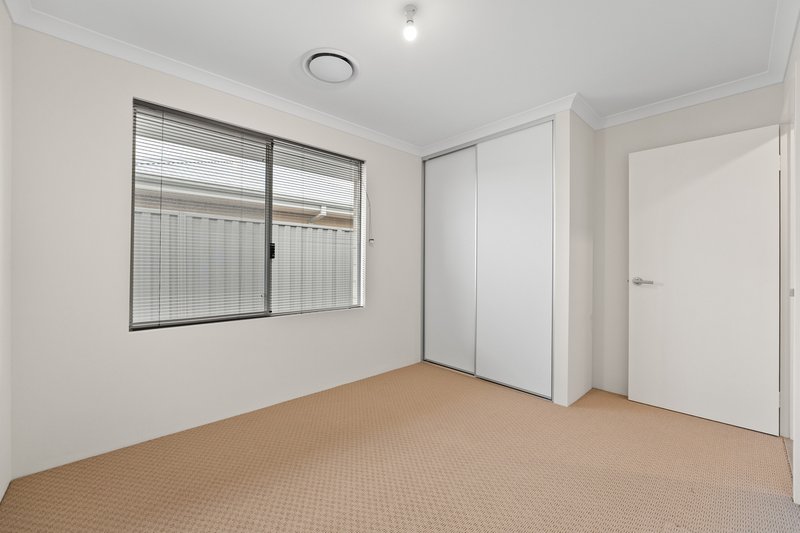 Photo - 10 Williamstown Drive, Baldivis WA 6171 - Image 26
