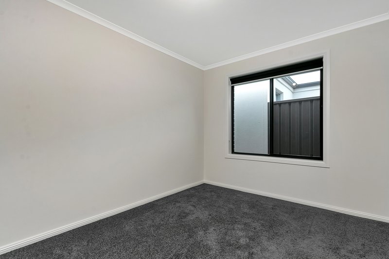 Photo - 10 Willow Court, Davoren Park SA 5113 - Image 4