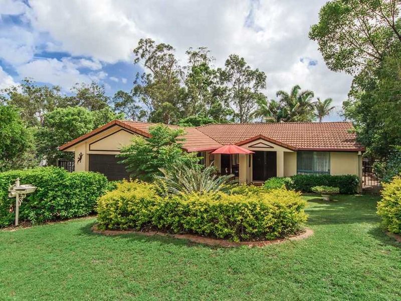 Photo - 10 Wiltshire Drive, Mudgeeraba QLD 4213 - Image 2