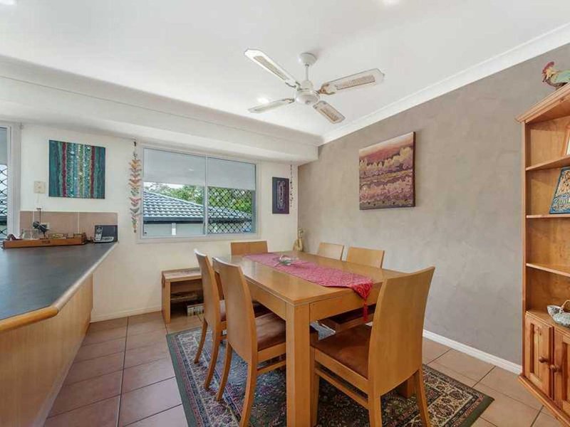 Photo - 10 Wiltshire Drive, Mudgeeraba QLD 4213 - Image 4