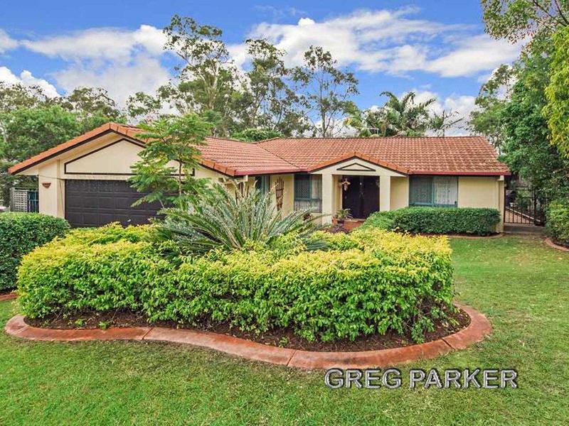 10 Wiltshire Drive, Mudgeeraba QLD 4213