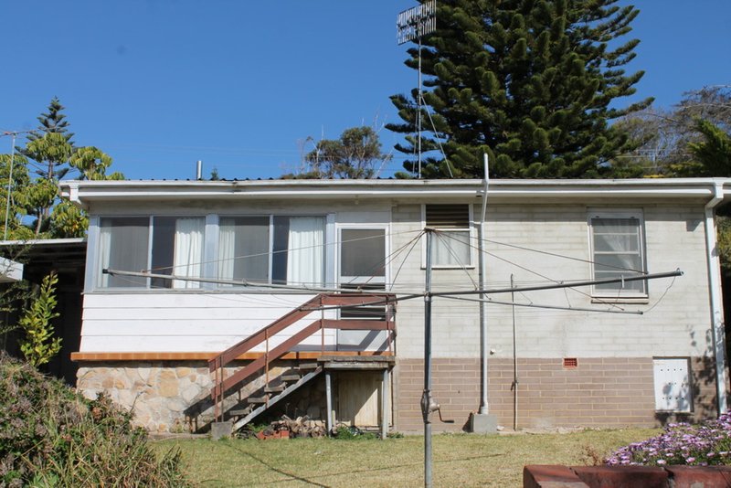 Photo - 10 Wimbin Avenue, Malua Bay NSW 2536 - Image 15