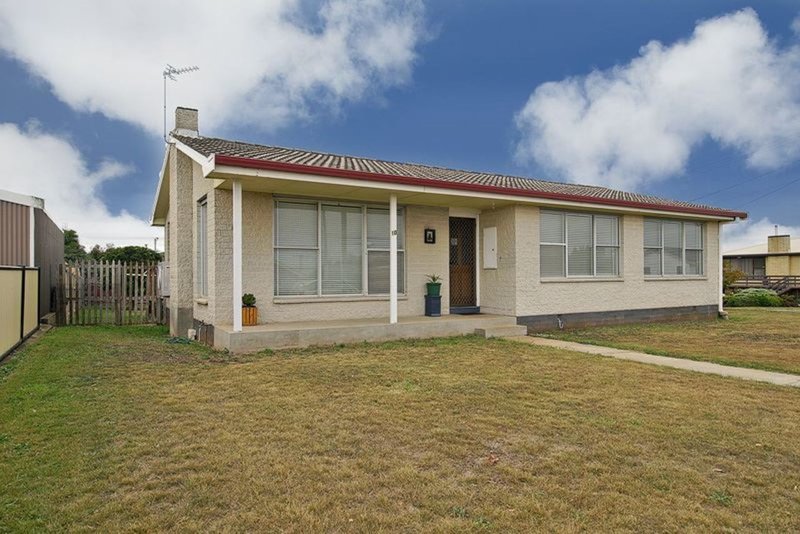 Photo - 10 Winspear Place, East Devonport TAS 7310 - Image 10