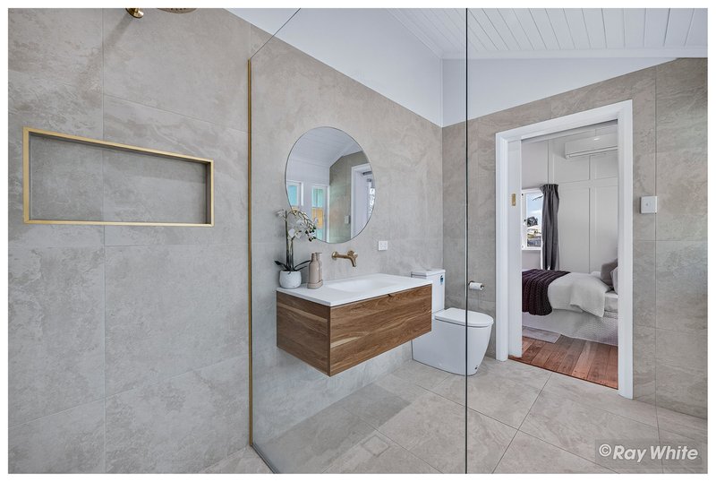 Photo - 10 Wiseman Street, The Range QLD 4700 - Image 16