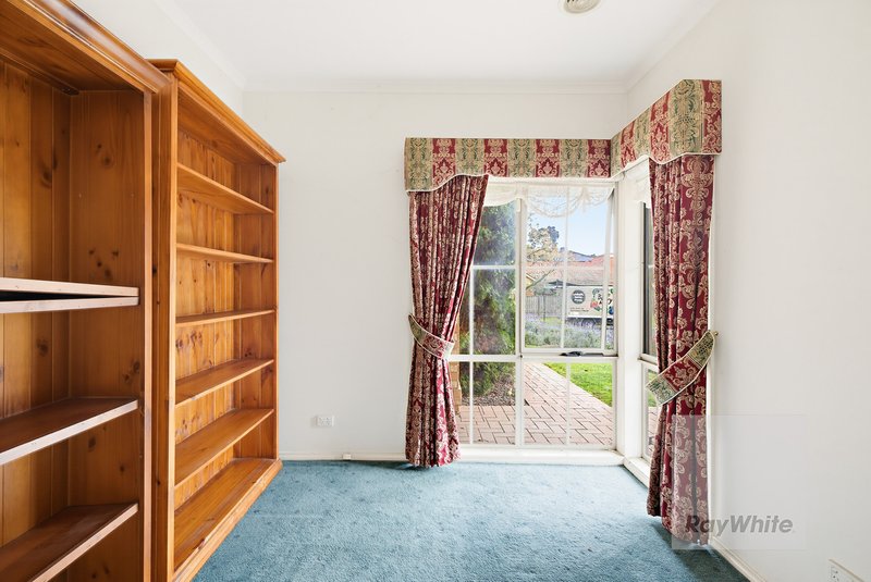 Photo - 10 Wisteria Drive, Bundoora VIC 3083 - Image 7