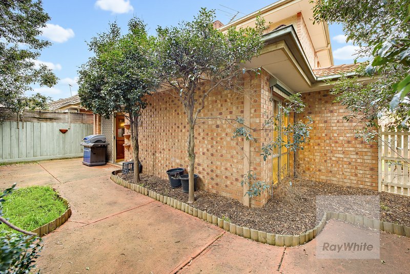 Photo - 10 Wisteria Drive, Bundoora VIC 3083 - Image 12