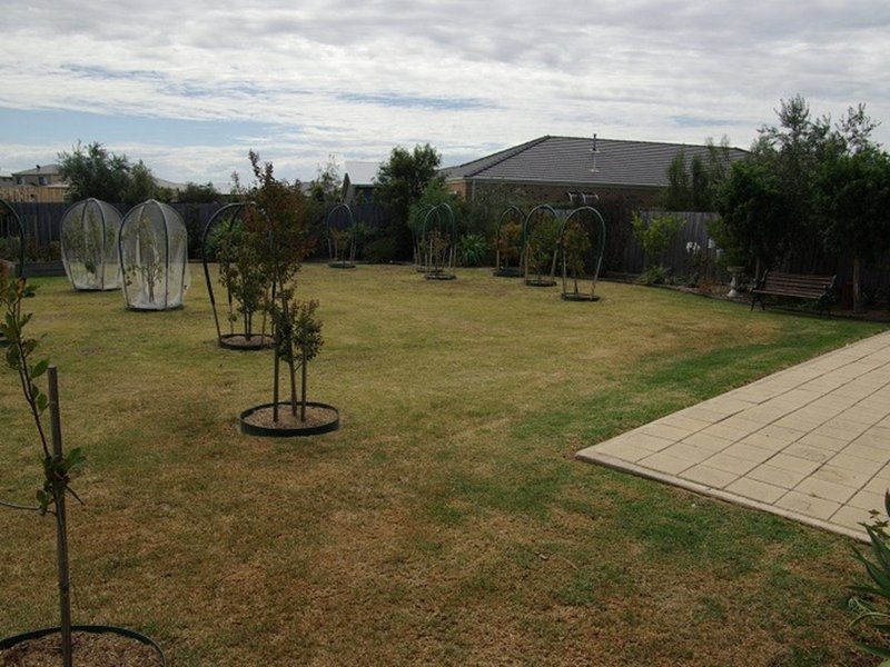 Photo - 10 Wisteria Place, Paynesville VIC 3880 - Image 21