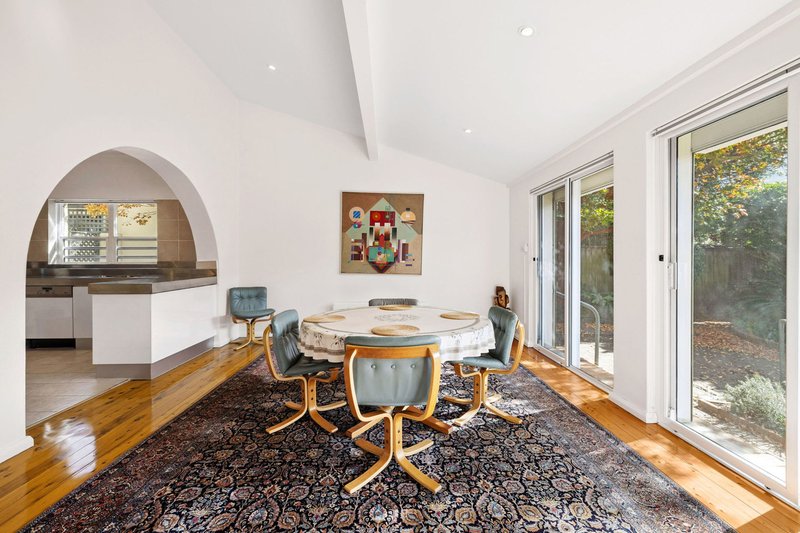 Photo - 10 Wollombi Road, Northbridge NSW 2063 - Image 10