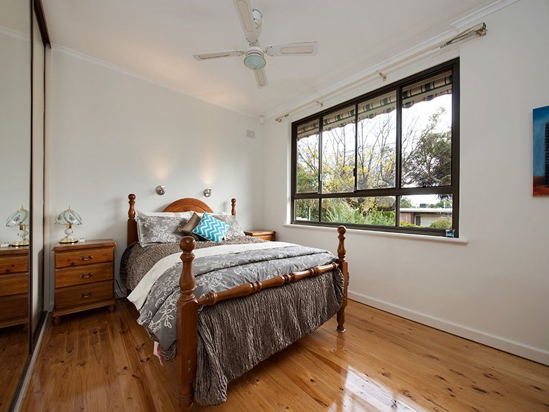 Photo - 10 Wolsten Road, Para Hills SA 5096 - Image 6
