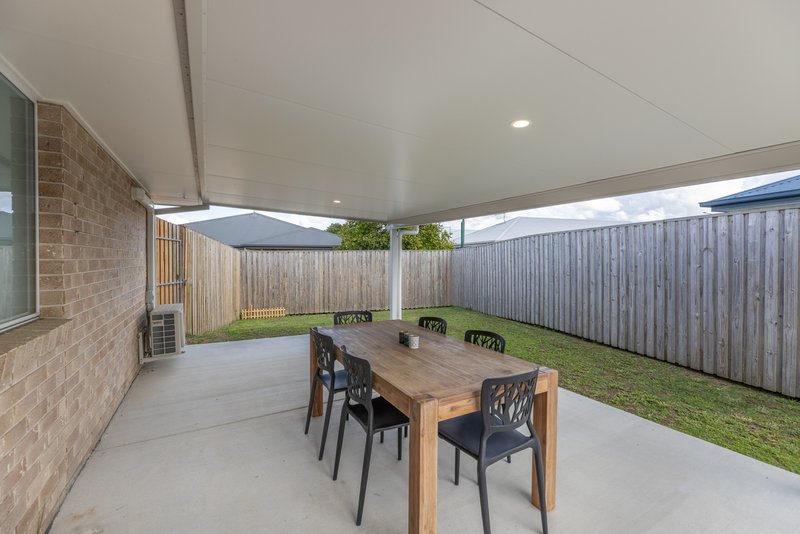 Photo - 10 Wonga Court, Morayfield QLD 4506 - Image 16