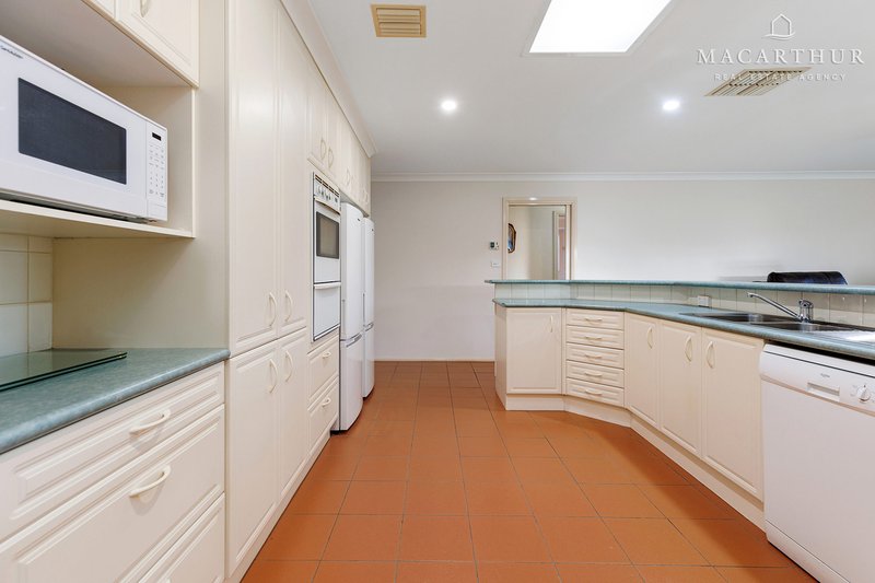 Photo - 10 Wonkana Road, Glenfield Park NSW 2650 - Image 3