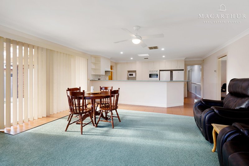 Photo - 10 Wonkana Road, Glenfield Park NSW 2650 - Image 6