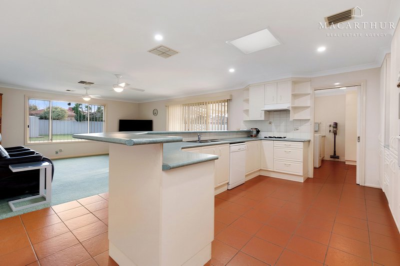 Photo - 10 Wonkana Road, Glenfield Park NSW 2650 - Image 7