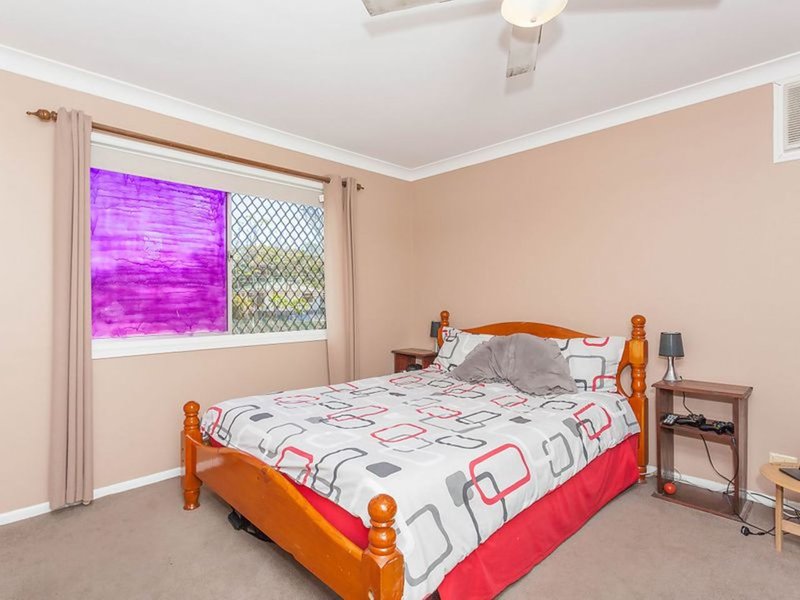 Photo - 10 Woodburn Street, Marsden QLD 4132 - Image 11