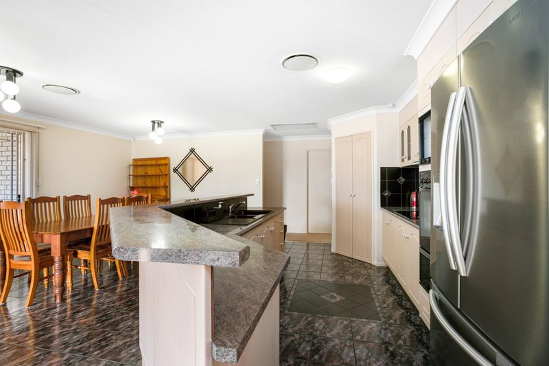 Photo - 10 Woodland Street, Rothwell QLD 4022 - Image 3