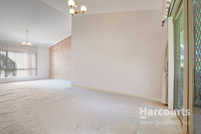 Photo - 10 Woodvale Crescent, Forest Lake QLD 4078 - Image 10