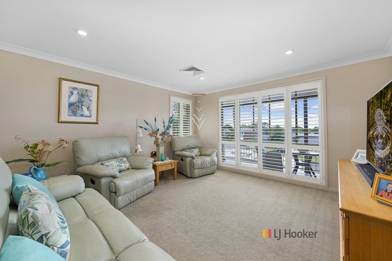 Photo - 10 Woolana Avenue, Budgewoi NSW 2262 - Image 2