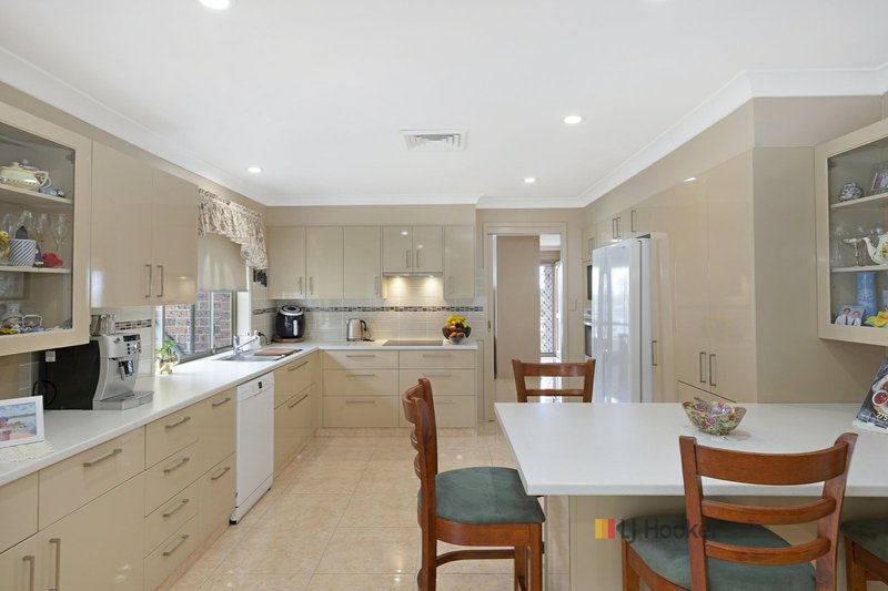 Photo - 10 Woolana Avenue, Budgewoi NSW 2262 - Image 3