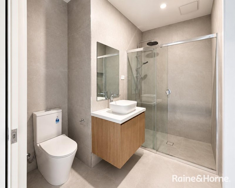 Photo - 10 Woolwich Walk, Wyndham Vale VIC 3024 - Image 7